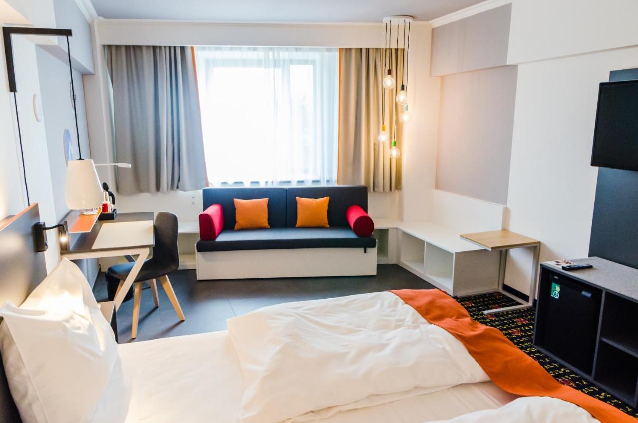 Vienna House Easy By Wyndham Bucharest Airport Otopeni
