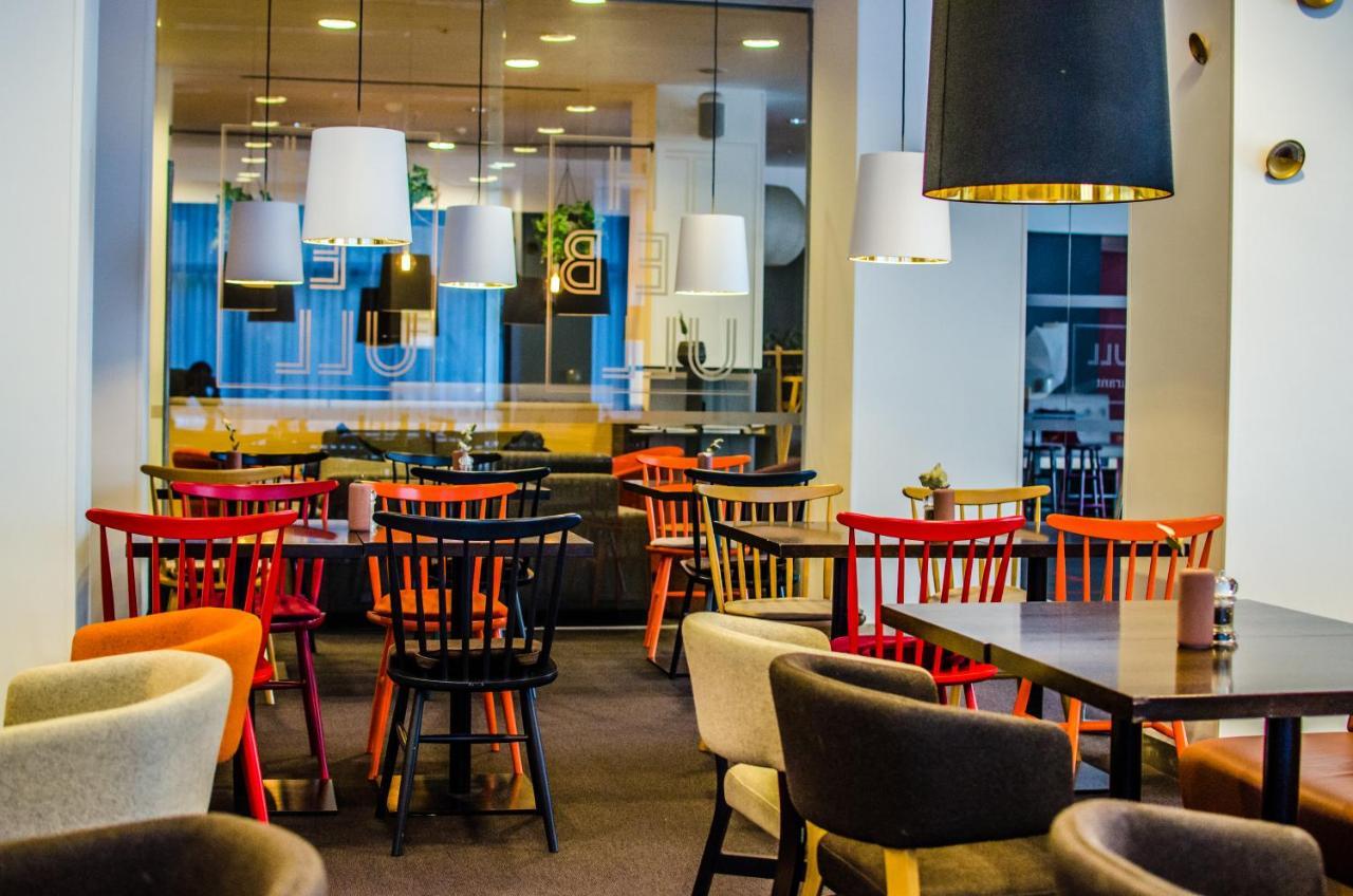 Vienna House Easy By Wyndham Bucharest Airport 4*