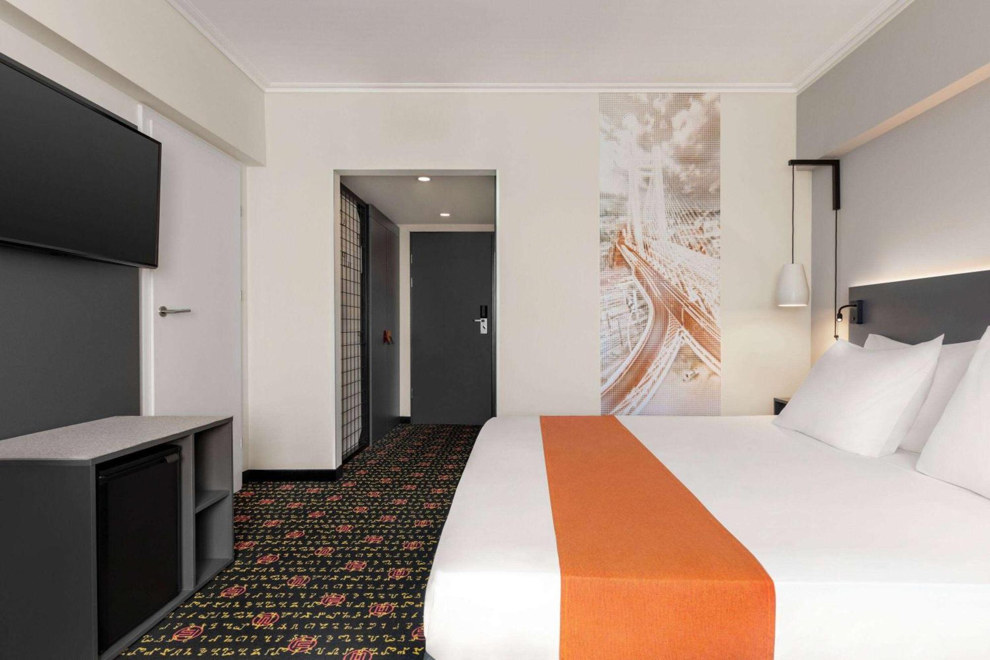 Vienna House Easy By Wyndham Bucharest Airport Hotel Otopeni